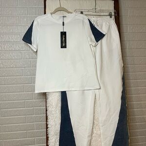 White and Blue Casual Women’s Small Set